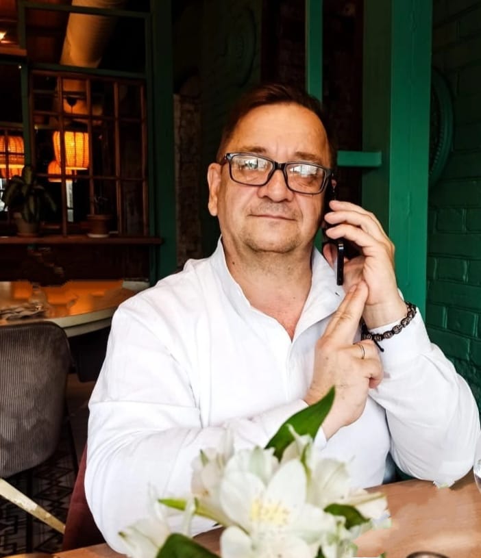             Поминов Андрей Викторович
    