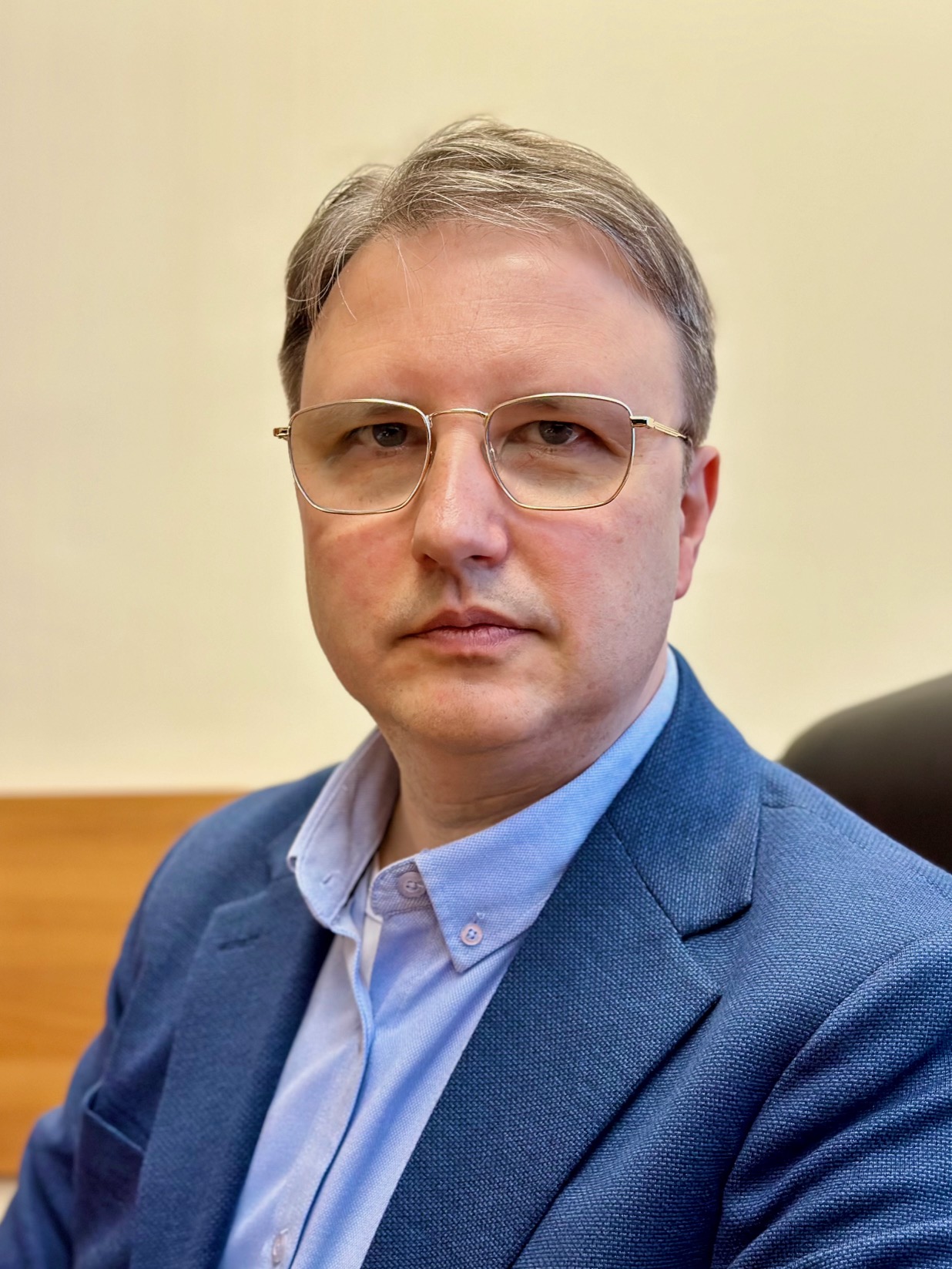             Зудов Юрий Валерьевич
    